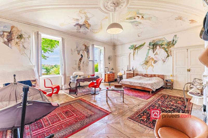 Loft - 135 m² - 3 pièces