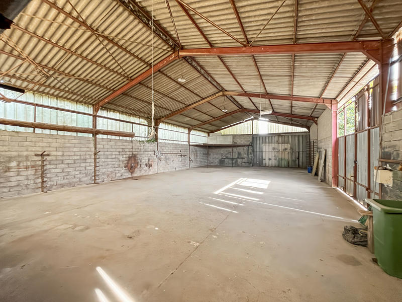 Maison - 370 m² - 8 pièces