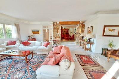 Villa - 150 m² - 5 pièces