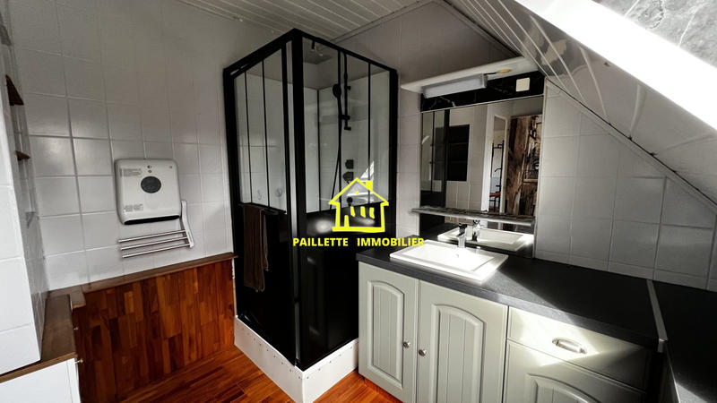 Maison - 160 m² - 5 pièces