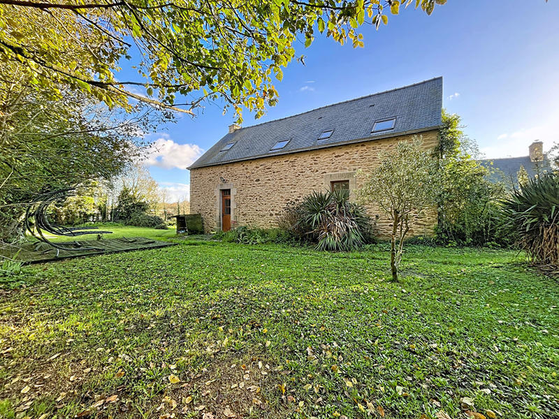 Maison - 418 m² - 15 pièces