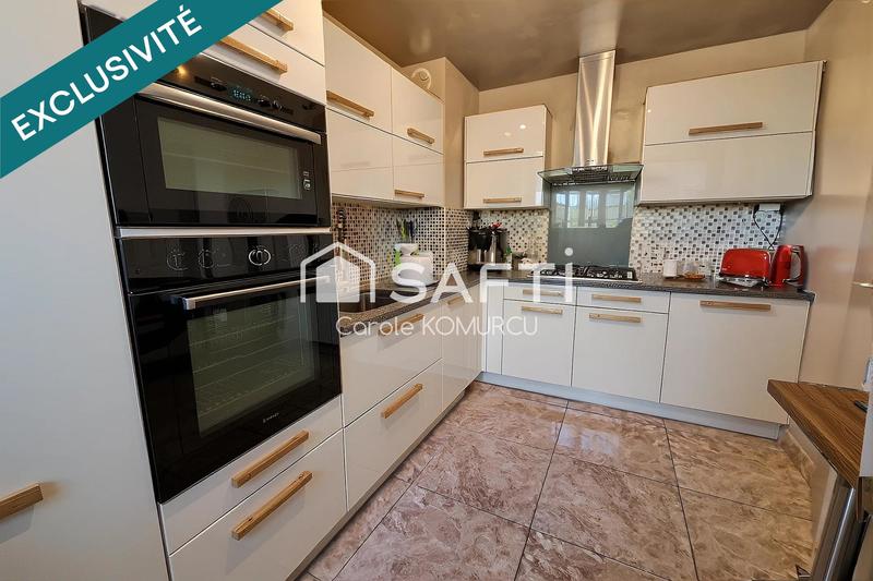 Maison - 100 m² - 5 pièces