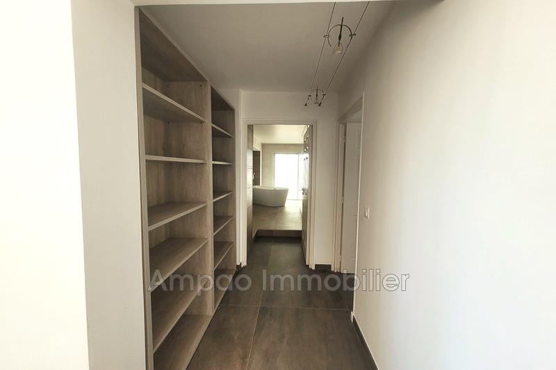 Appartement - 250 m² - 4 pièces