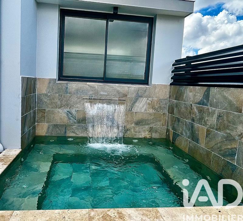 Maison de maîtres - 140 m² - 5 pièces