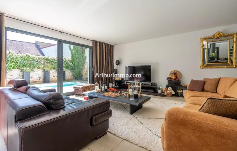 Maison - 147 m² - 6 pièces