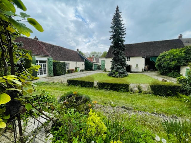 Propriété - 276 m² - 7 pièces