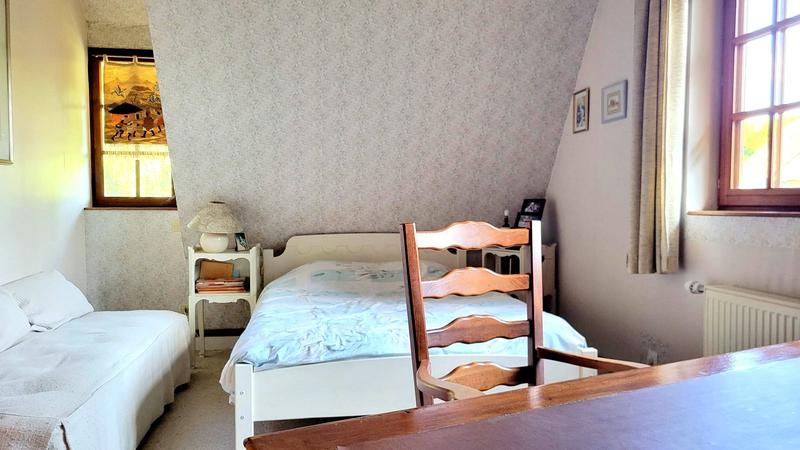 Demeure - 263 m² - 10 pièces