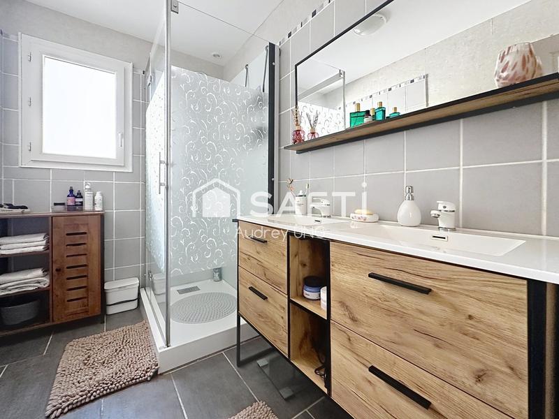 Maison - 155 m² - 7 pièces