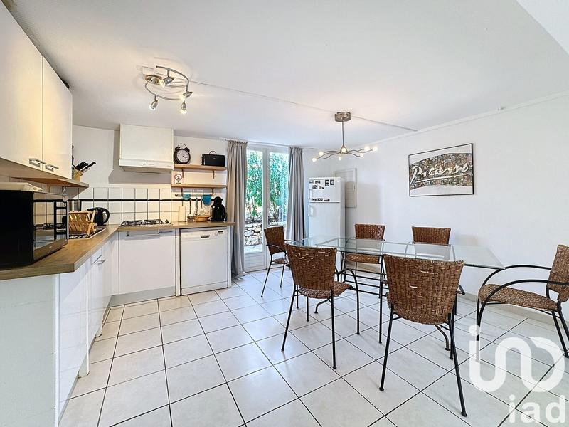 Maison - 400 m² - 21 pièces