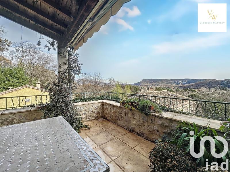 Maison - 199 m² - 9 pièces