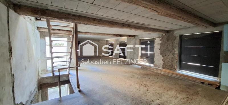 Maison - 270 m² - 3 pièces