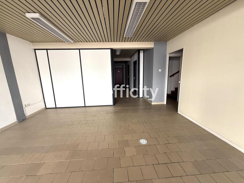 Appartement - 330 m² - 7 pièces