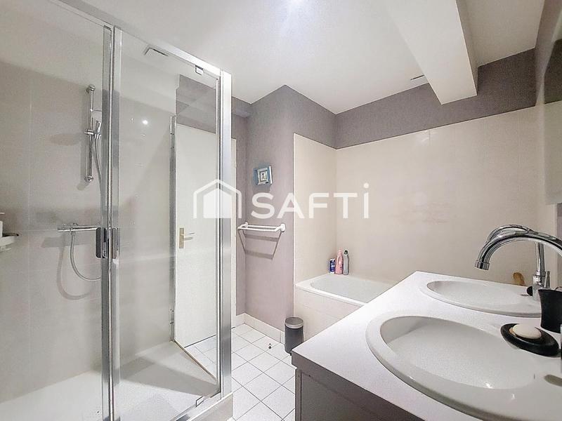 Maison - 207 m² - 6 pièces