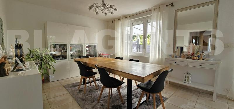 Maison traditionnelle - 130 m² - 5 pièces