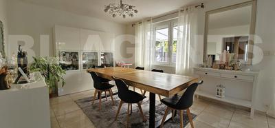 Maison traditionnelle - 130 m² - 5 pièces