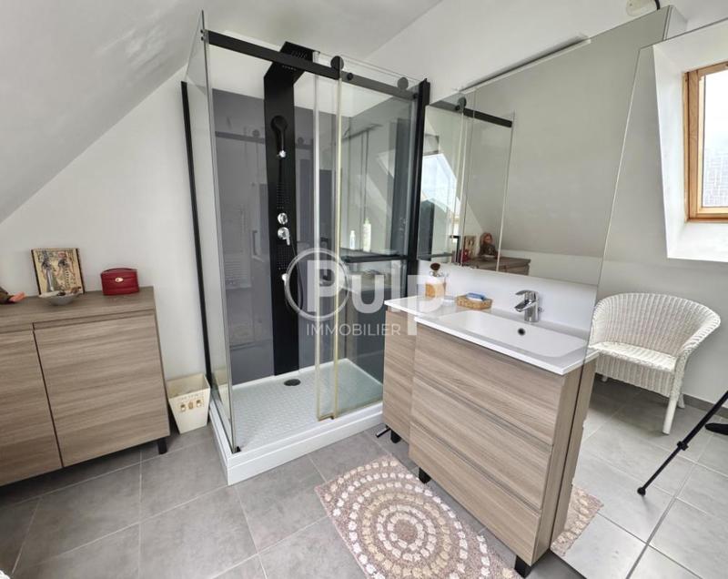 Maison - 106 m² - 6 pièces