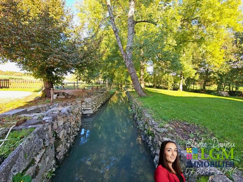 Moulin - 240 m² - 4 pièces