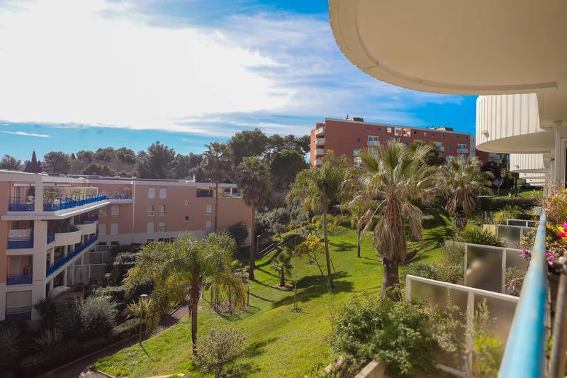 Appartement - 84 m² - 4 pièces