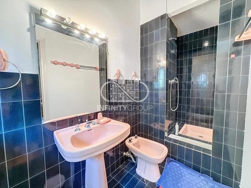 Villa - 193 m² - 6 pièces