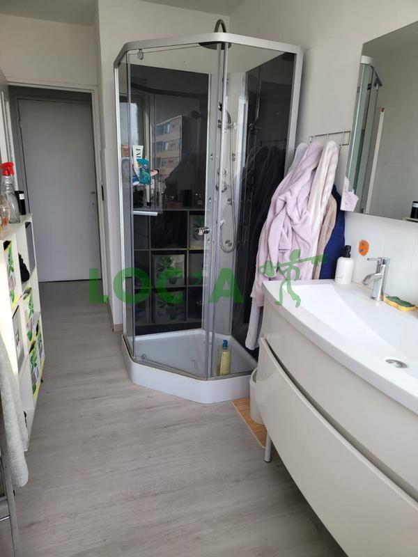 Appartement - 70 m² - 3 pièces