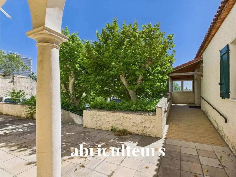 Local commercial - 295 m²