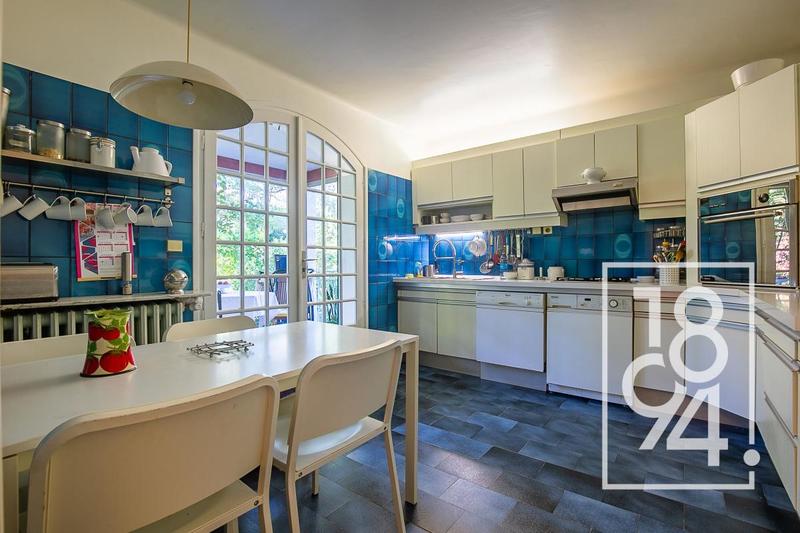 Maison - 192 m² - 7 pièces