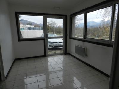 Local d'activité / Entrepôt - 1 250 m²