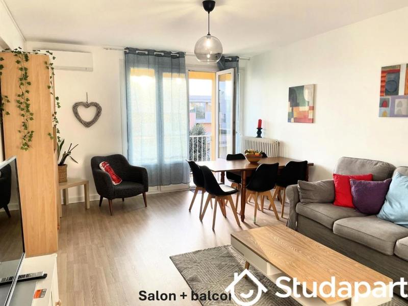 Chambre - 13 m² - 1 pièce