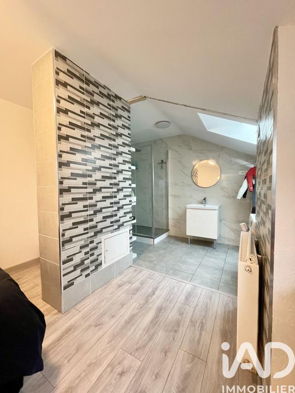 Duplex - 98 m² - 4 pièces