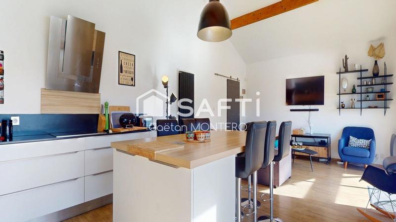 Maison - 104 m² - 4 pièces