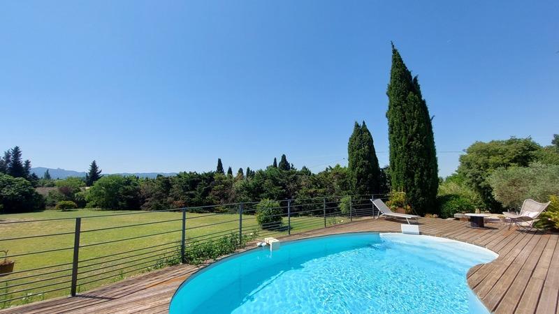 Propriété - 200 m² - 7 pièces