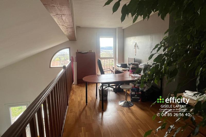 Maison - 128 m² - 5 pièces