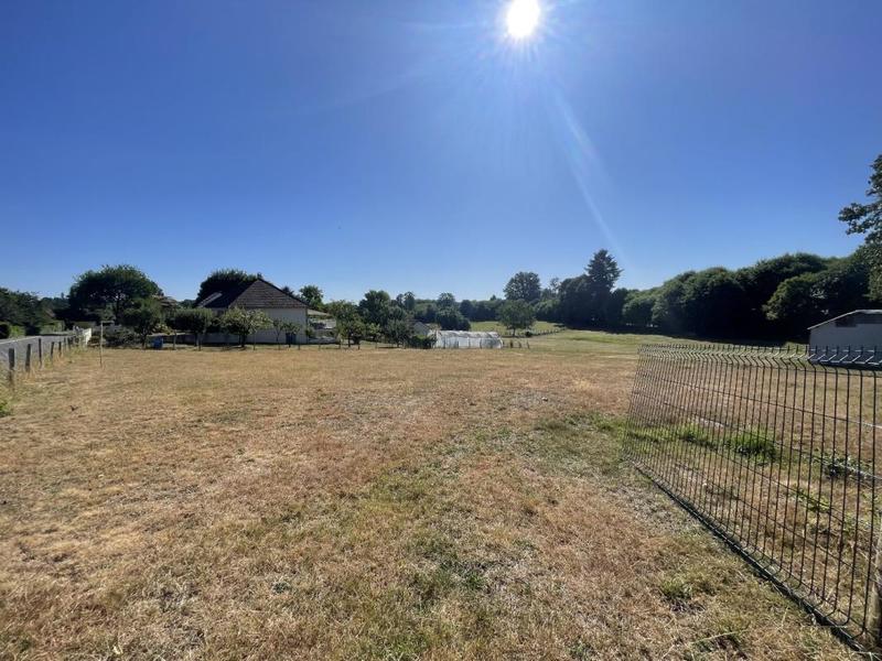 Terrain constructible - 1 416 m²