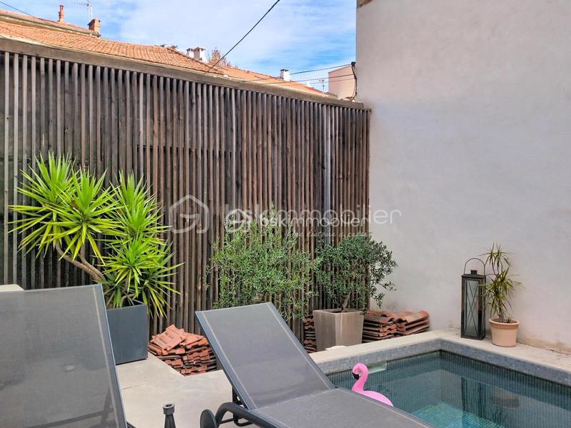 Maison de ville - 223 m² - 7 pièces