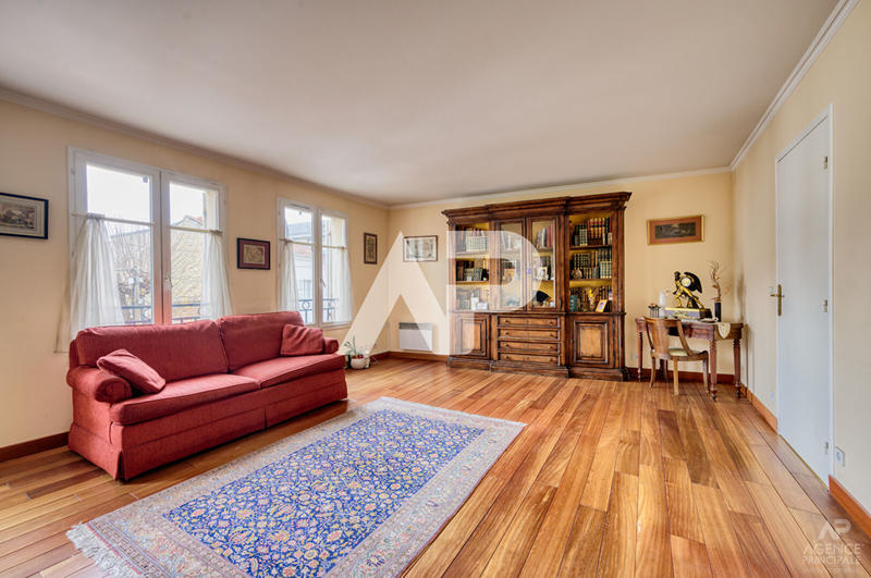 Appartement - 83 m² - 3 pièces