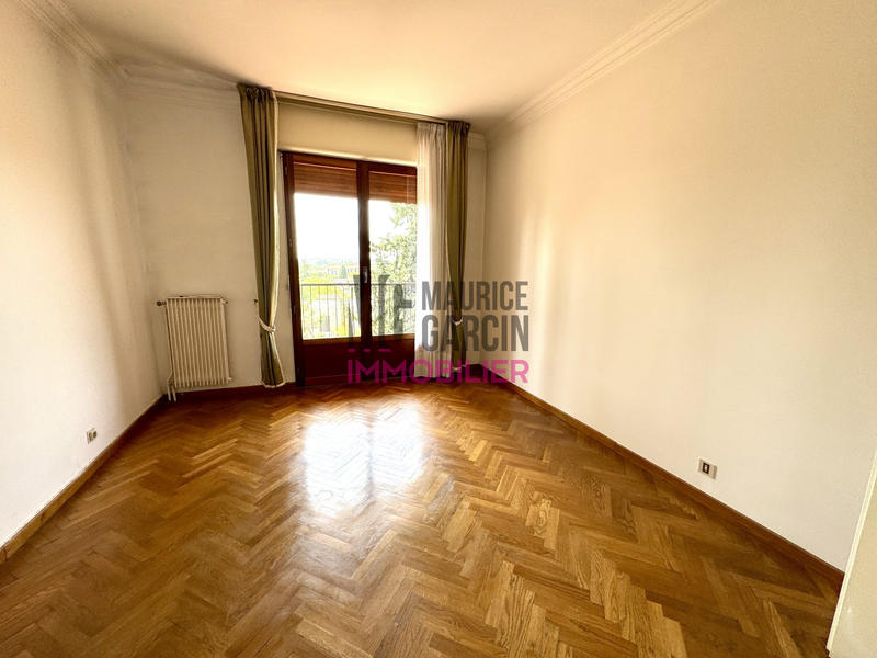 Appartement - 86 m² - 4 pièces
