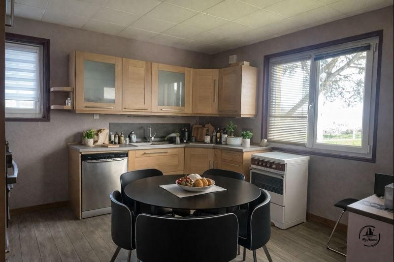 Maison ancienne - 137 m² - 6 pièces