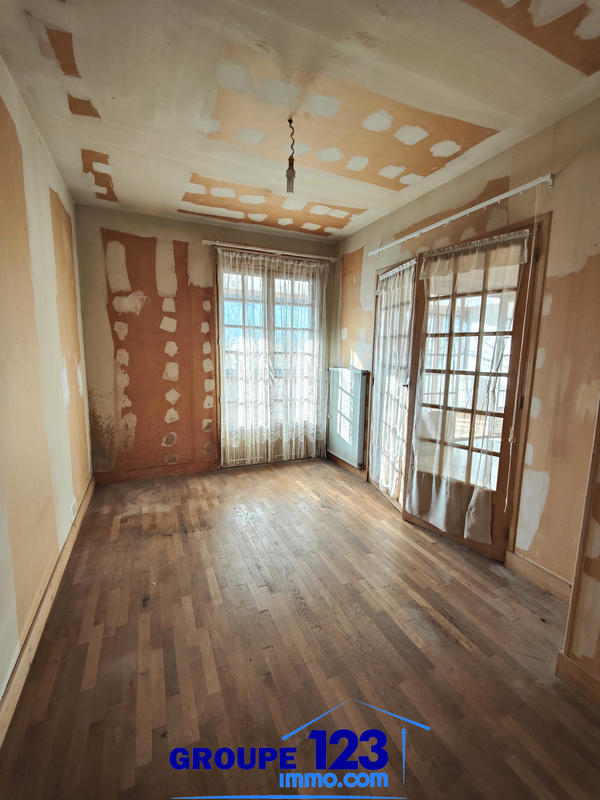 Maison - 88 m² - 4 pièces