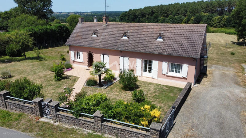 Maison - 152 m² - 8 pièces