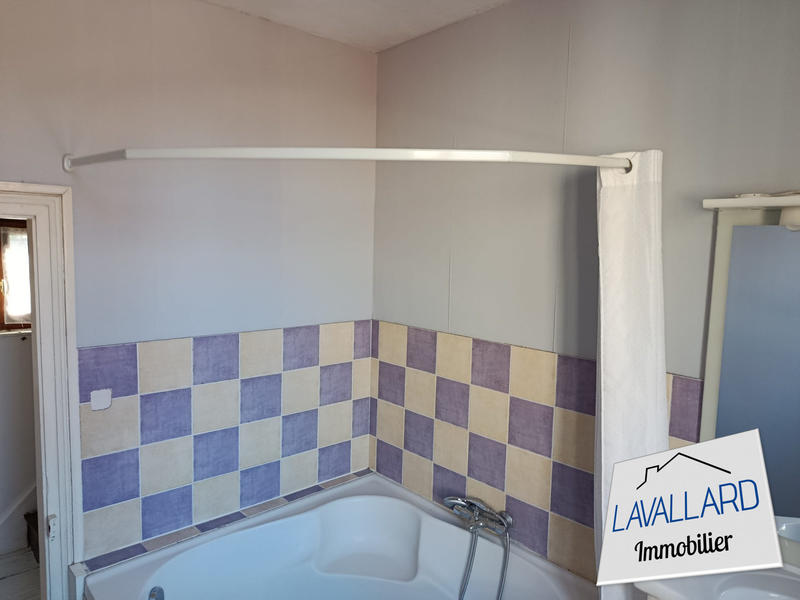 Maison - 65 m² - 3 pièces