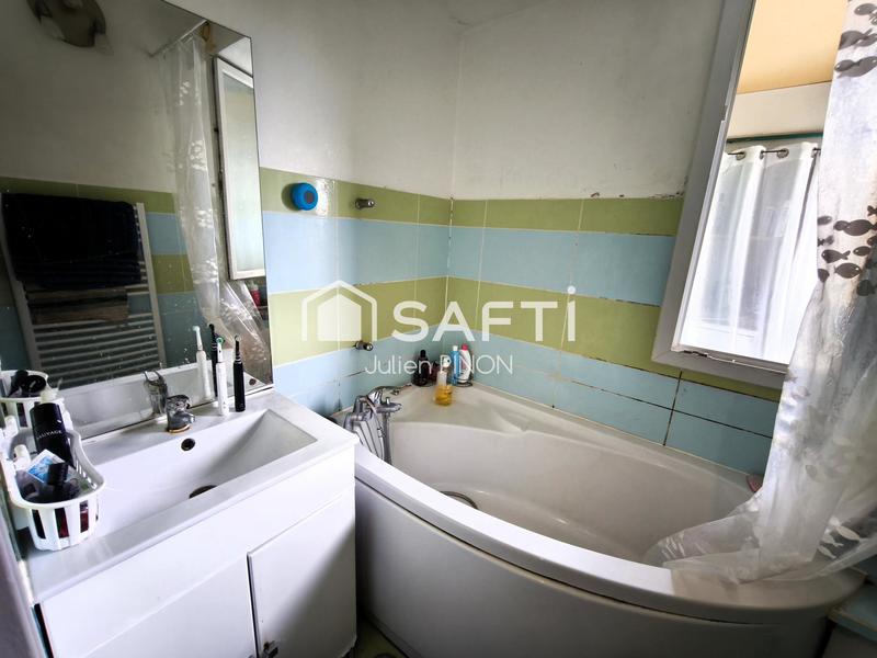 Appartement - 85 m² - 5 pièces