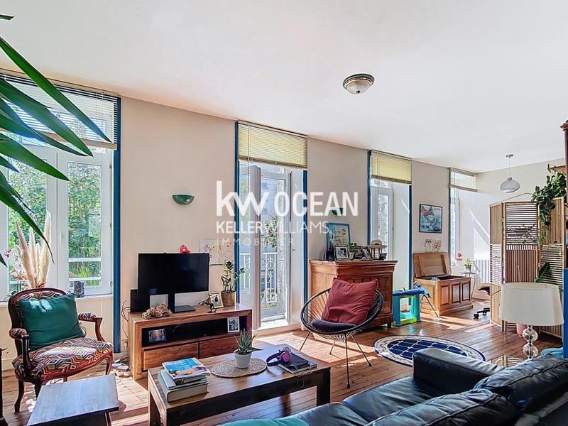 Maison - 140 m² - 7 pièces