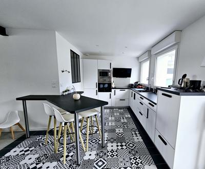 Maison - 118 m² - 5 pièces