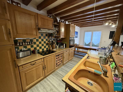 Maison - 121 m² - 5 pièces