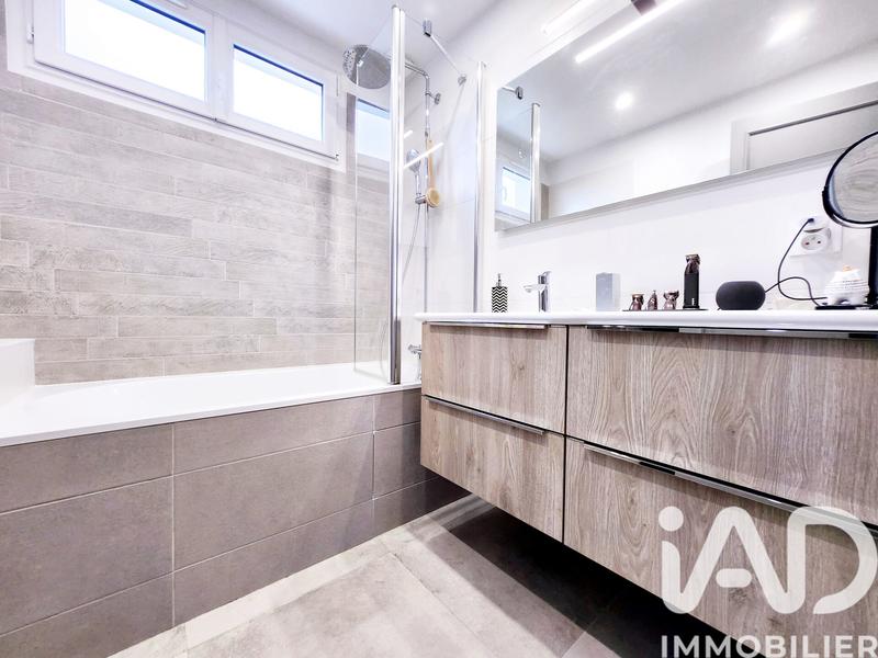 Maison - 125 m² - 6 pièces