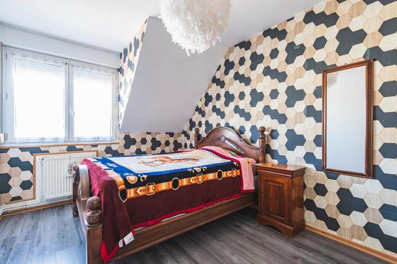 Maison - 110 m² - 5 pièces