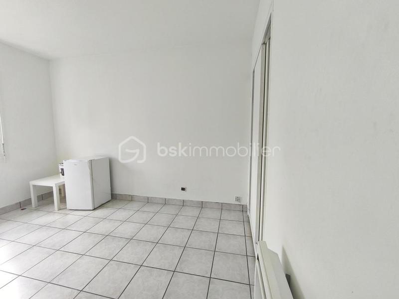 Maison en pierre - 270 m² - 13 pièces