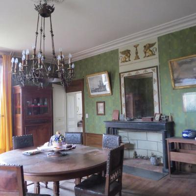 Propriété - 380 m² - 14 pièces