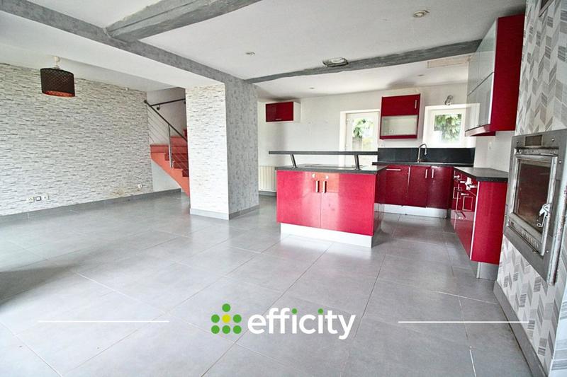 Maison - 90 m² - 5 pièces