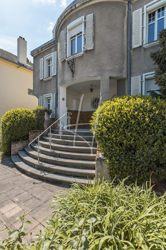 Duplex - 154 m² - 8 pièces